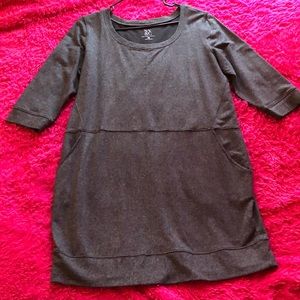 Dress with half length sleeves